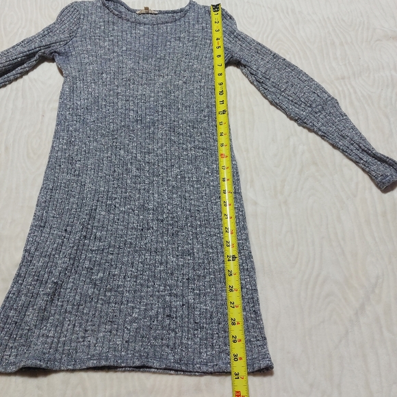 Madewell Ribbed Bubble-Sleeve Dress - Picture 11 of 16